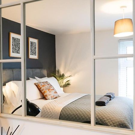 Stunning 2-Bedroom Home In City Centre With Wi-Fi! Роял-Танбридж-Веллс Екстер'єр фото